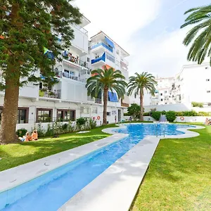https://apartamento-edificio-granada.hotelsinnerja.org